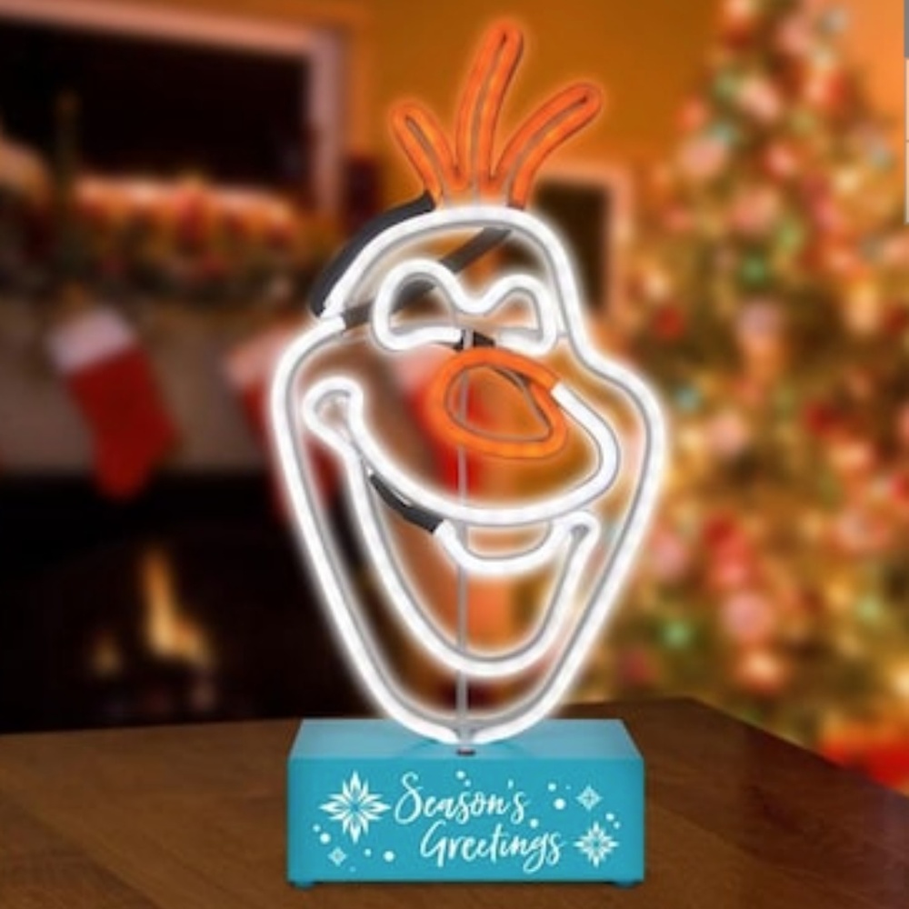 NWT Disney Frozen Olaf 13” LED Christmas Light Decor ⛄️